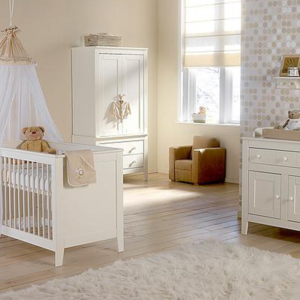 Inspiratie: babykamer europe baby montana met ledikant, commode en ...