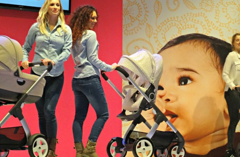 Negenmaandenbeurs stokke modeshow