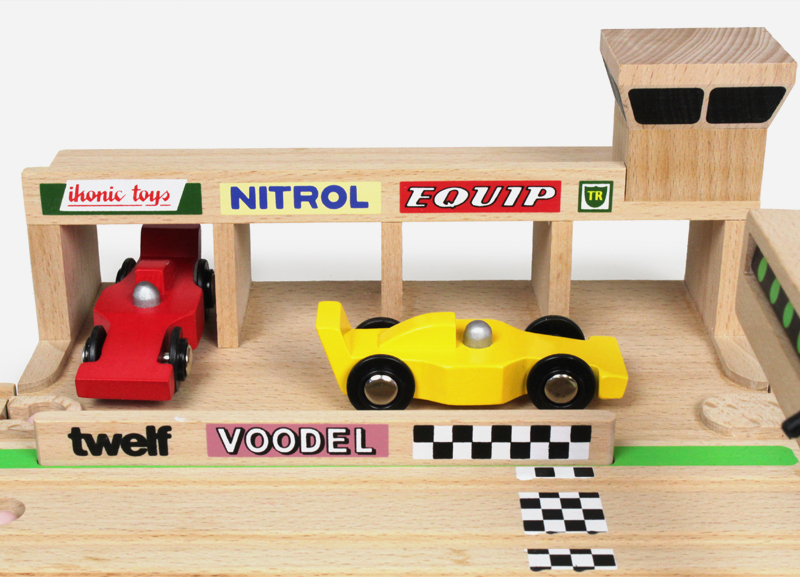Ikonic Toys houten racebaan 1