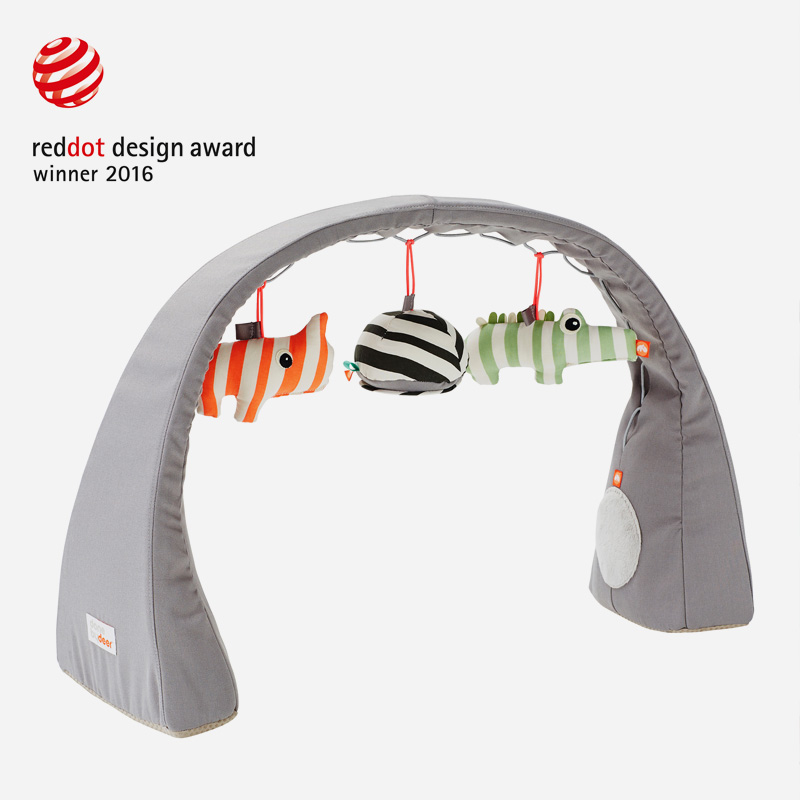 De Activity Gym van Done by Deer wint de Red Dot Award Modern leuk en leerzaam voor baby's-2