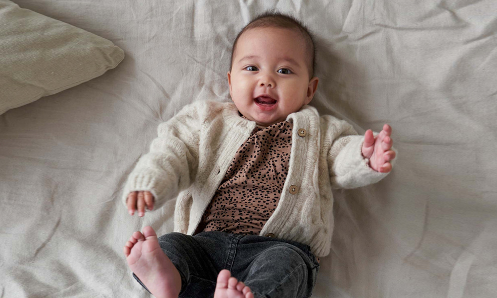 Prénatal knitted, een gebreide baby- en