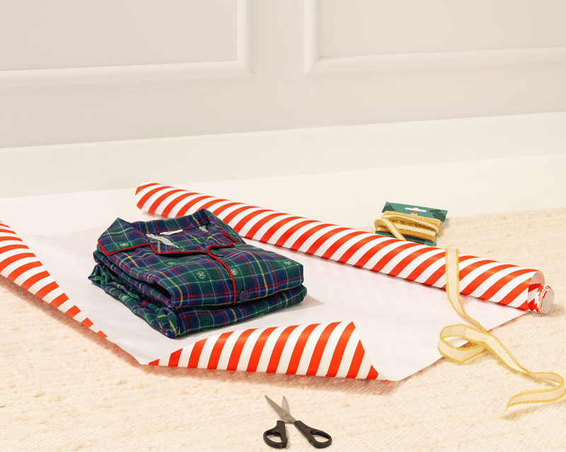 HEMA War Child pyjama 2025 nieuw ruitdessin