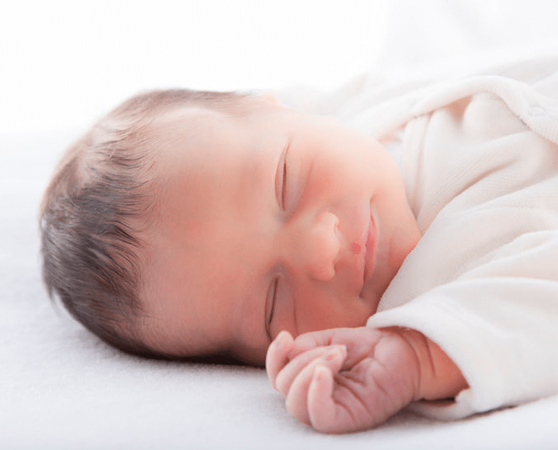 Hoe een redressiehelm babyhoofdje