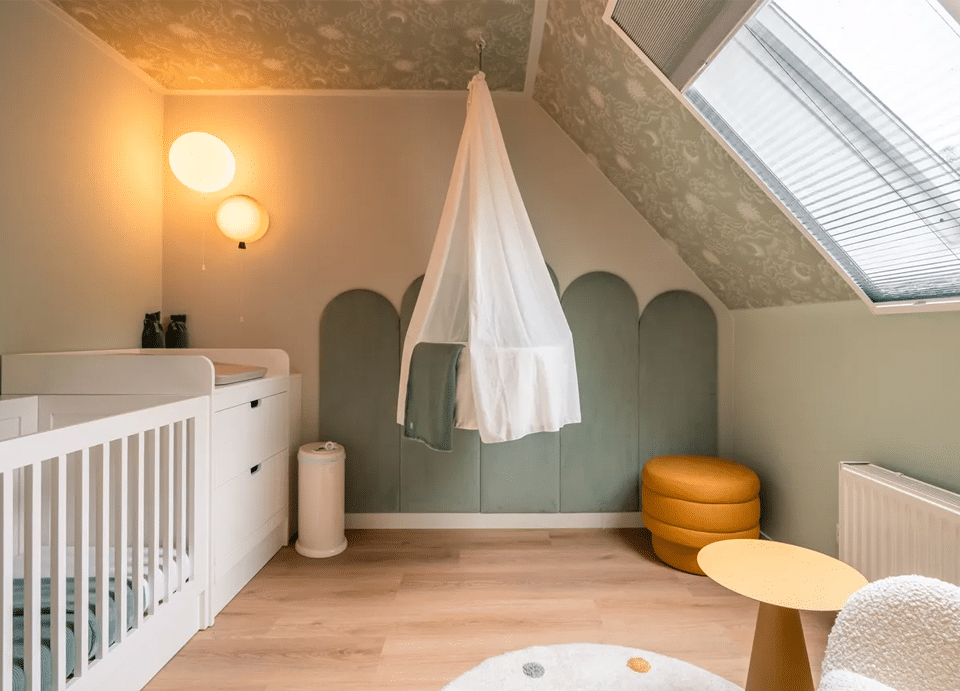 Babybungalows Hof van Saksen Landal babykamer