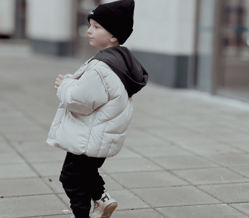 HEMA kinderjas met slimme aantrekhulp